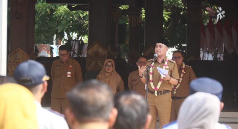 Apel Perdana Sebagai Bupati, Gus Barra Bahas Visi hingga Tampik Isu Jual Beli Jabatan